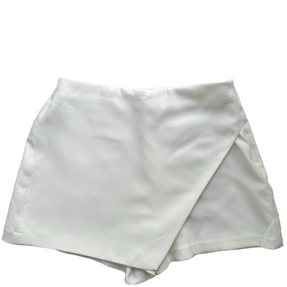 Love Tree White Skorts with Asymmetrical Design